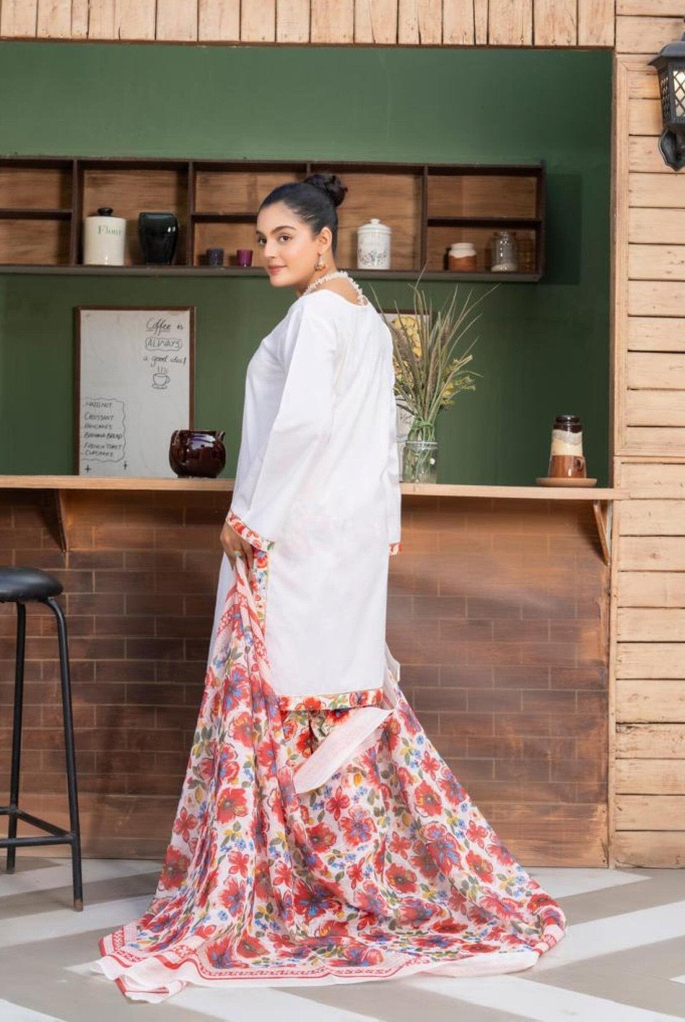 LS - 01 White Lawn 3PC - HasaanBakhsh