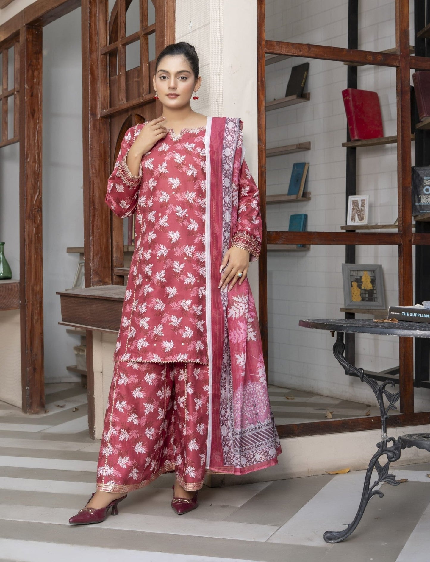 LS - 04 Pink 3PC Lawn Suit - HasaanBakhsh