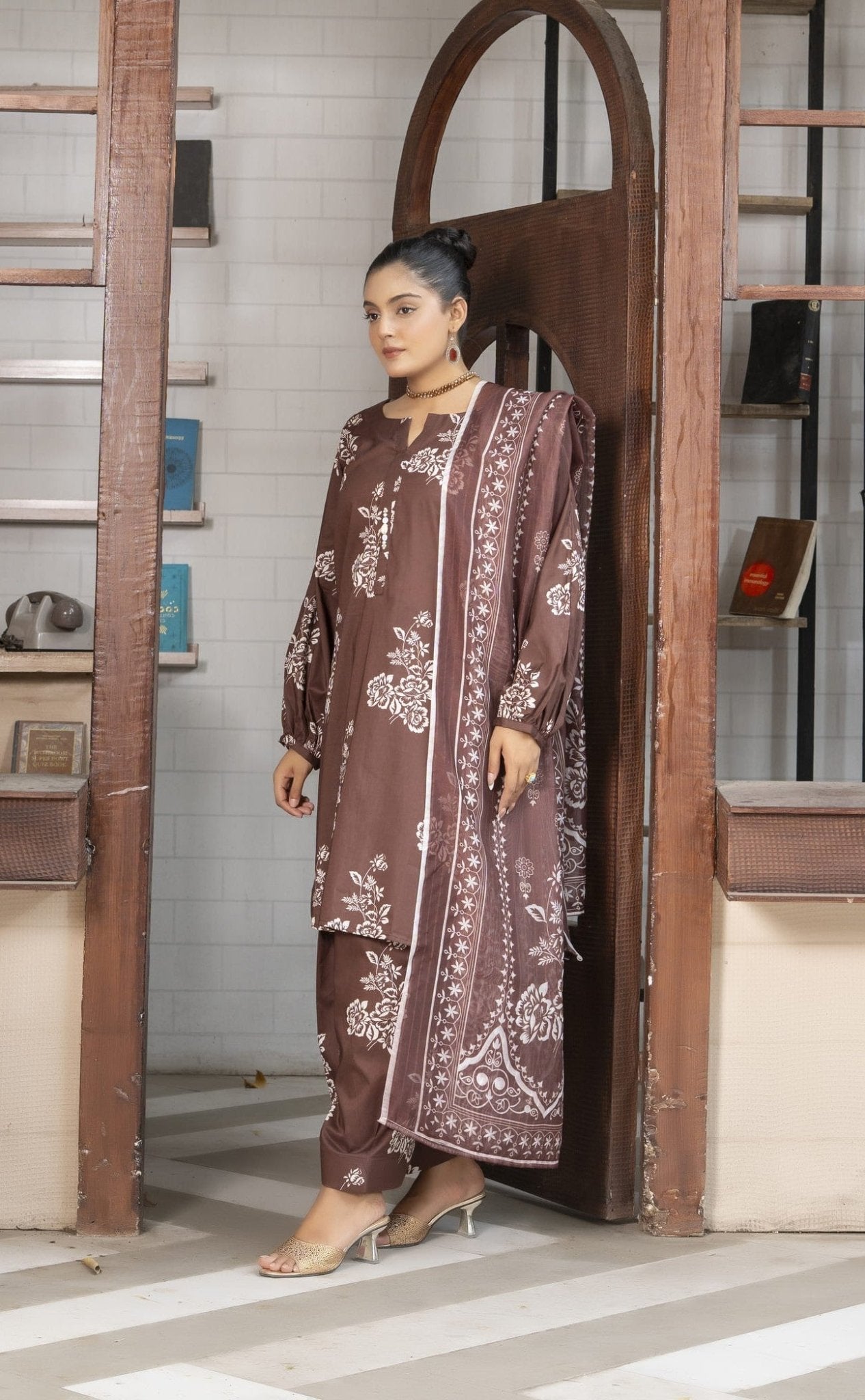 LS - 06 Brown 3PC Lawn Suit - HasaanBakhsh